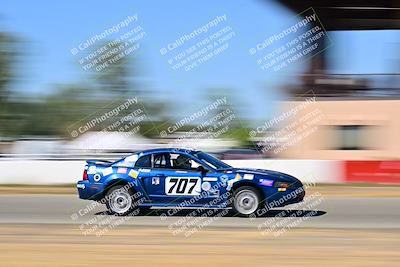 media/Sep-29-2024-24 Hours of Lemons (Sun) [[6a7c256ce3]]/StartFinish (245p-330p)/